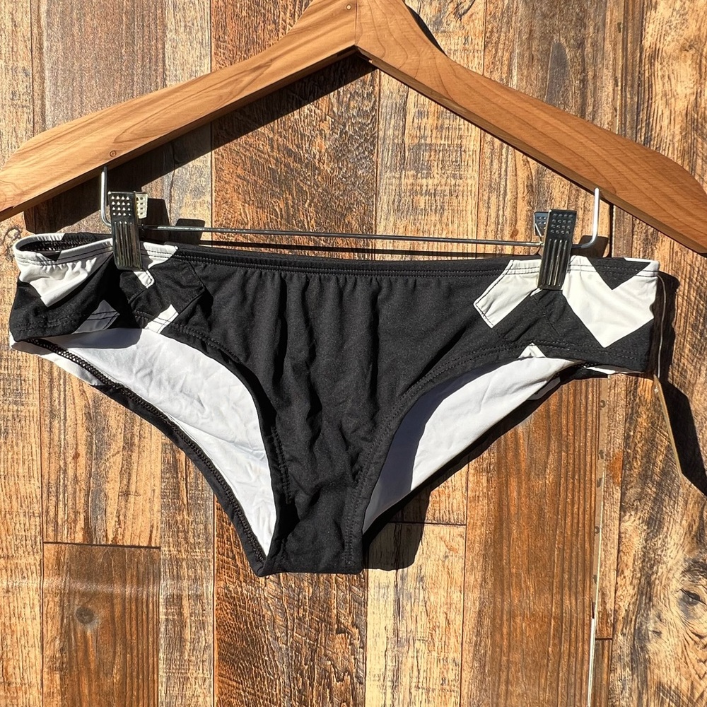 NEW Title Nine Bikini Swimsuit Swim Bottom Piece NWT